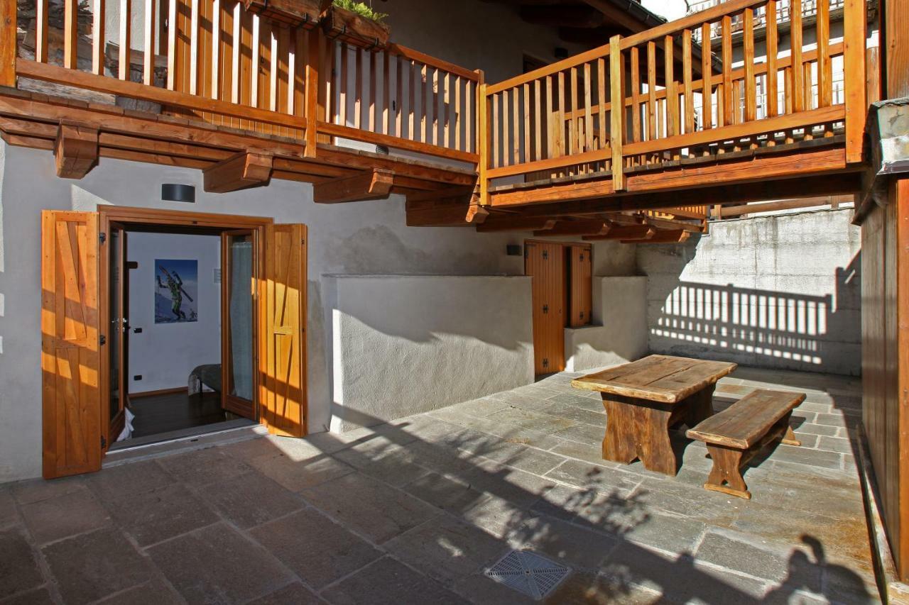 Susy' S Flat Apartamento Oulx Exterior foto