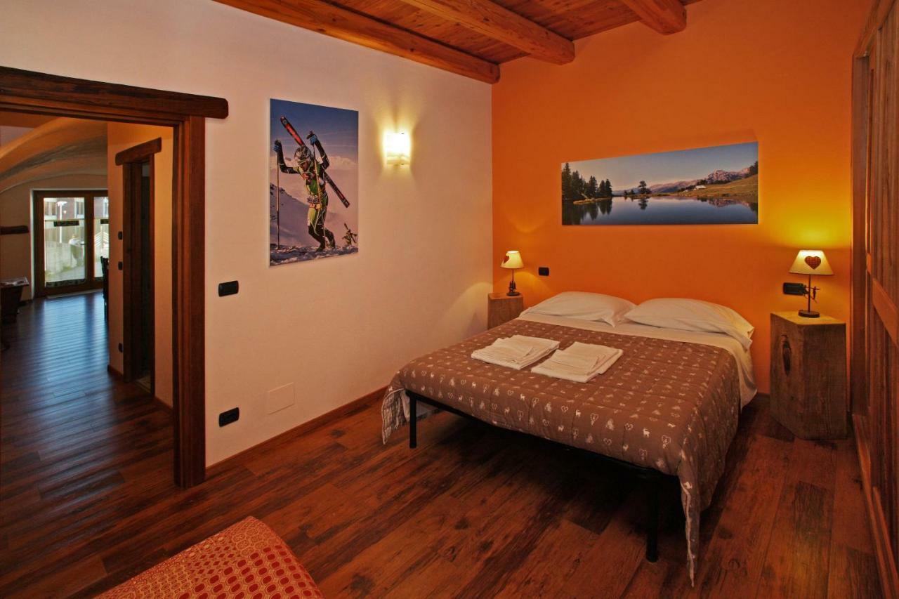 Susy' S Flat Apartamento Oulx Exterior foto